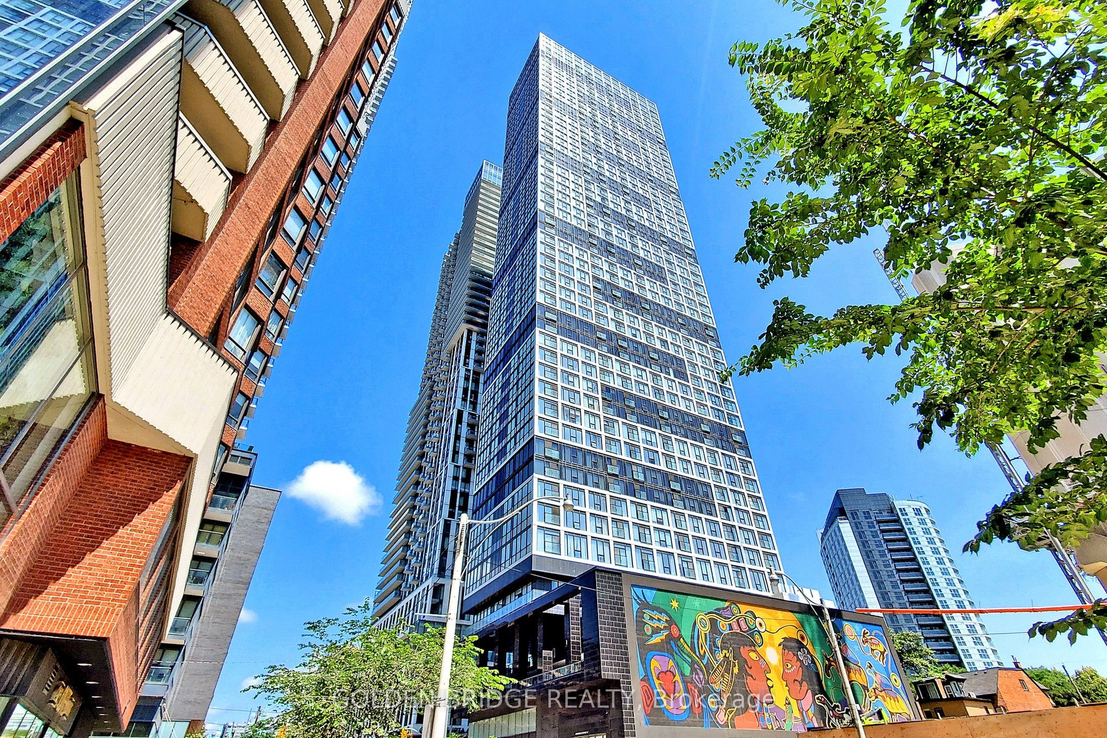 251 Jarvis Unit 2410
