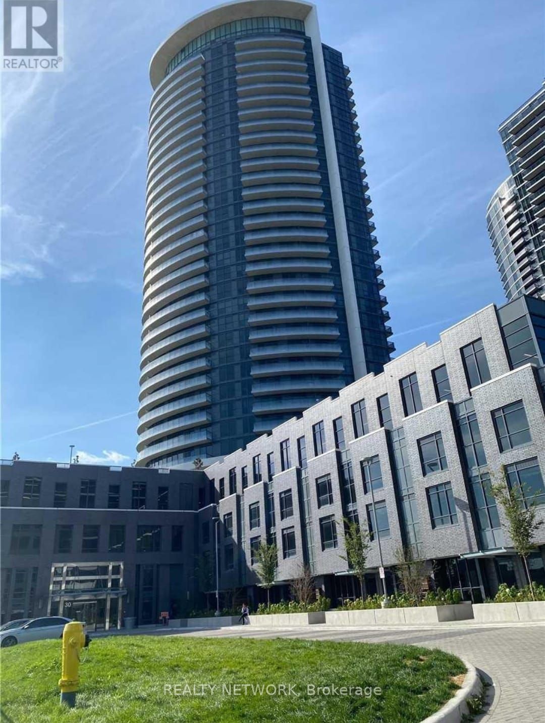 30 Gibbs Unit 2807
