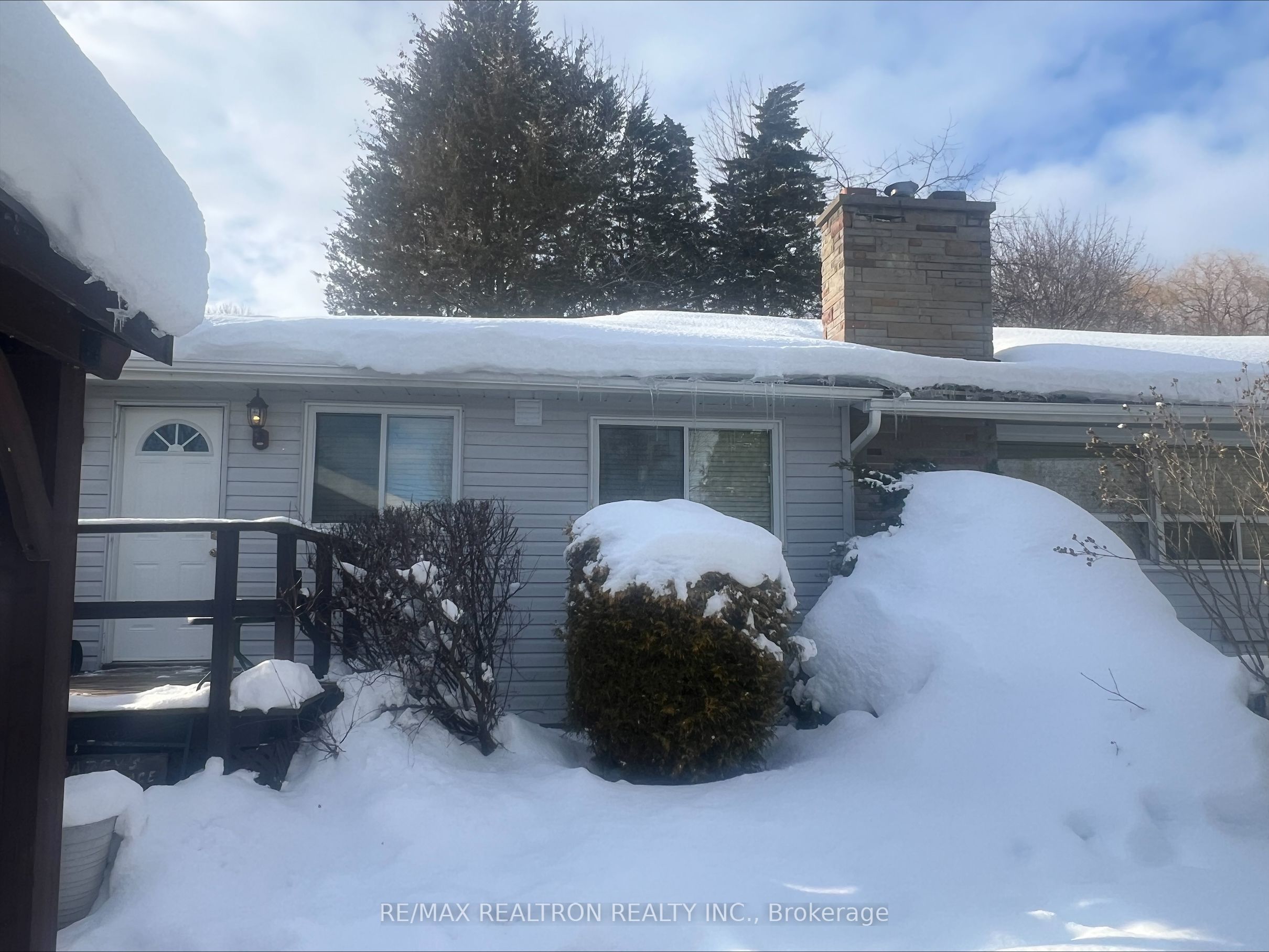 3944 Lakeview