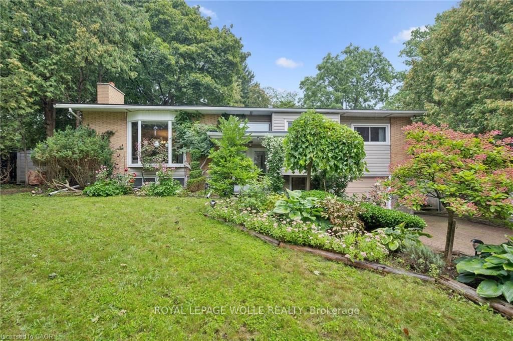 100 Forest Hill