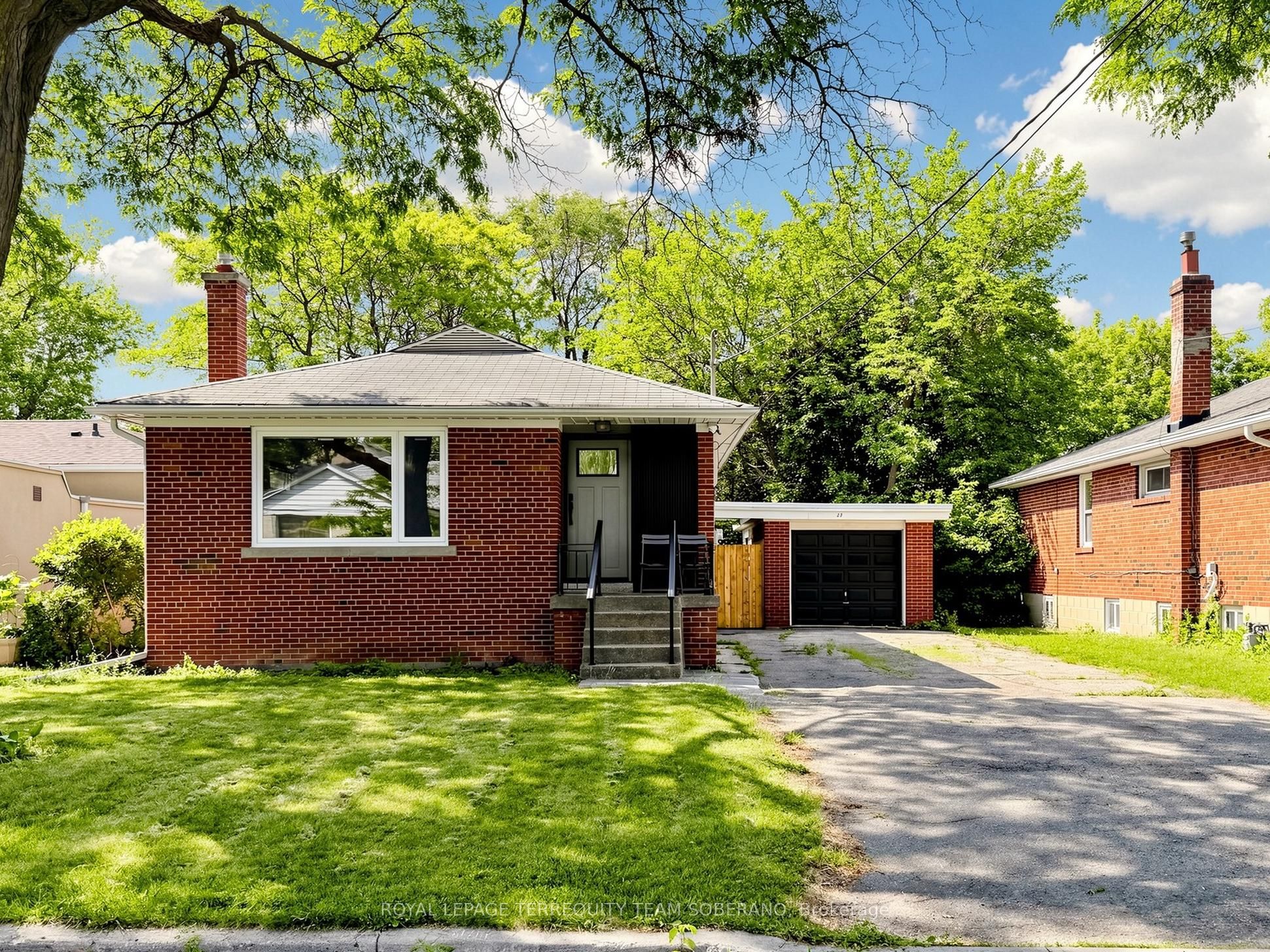 41 Bainbridge Unit Upper
