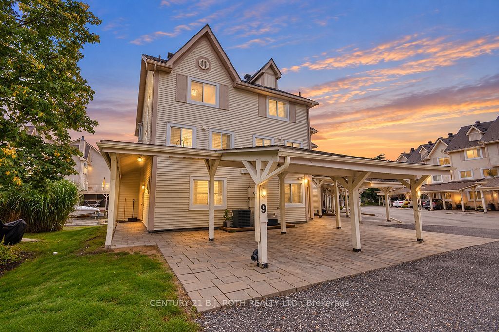 100 Laguna Unit 9