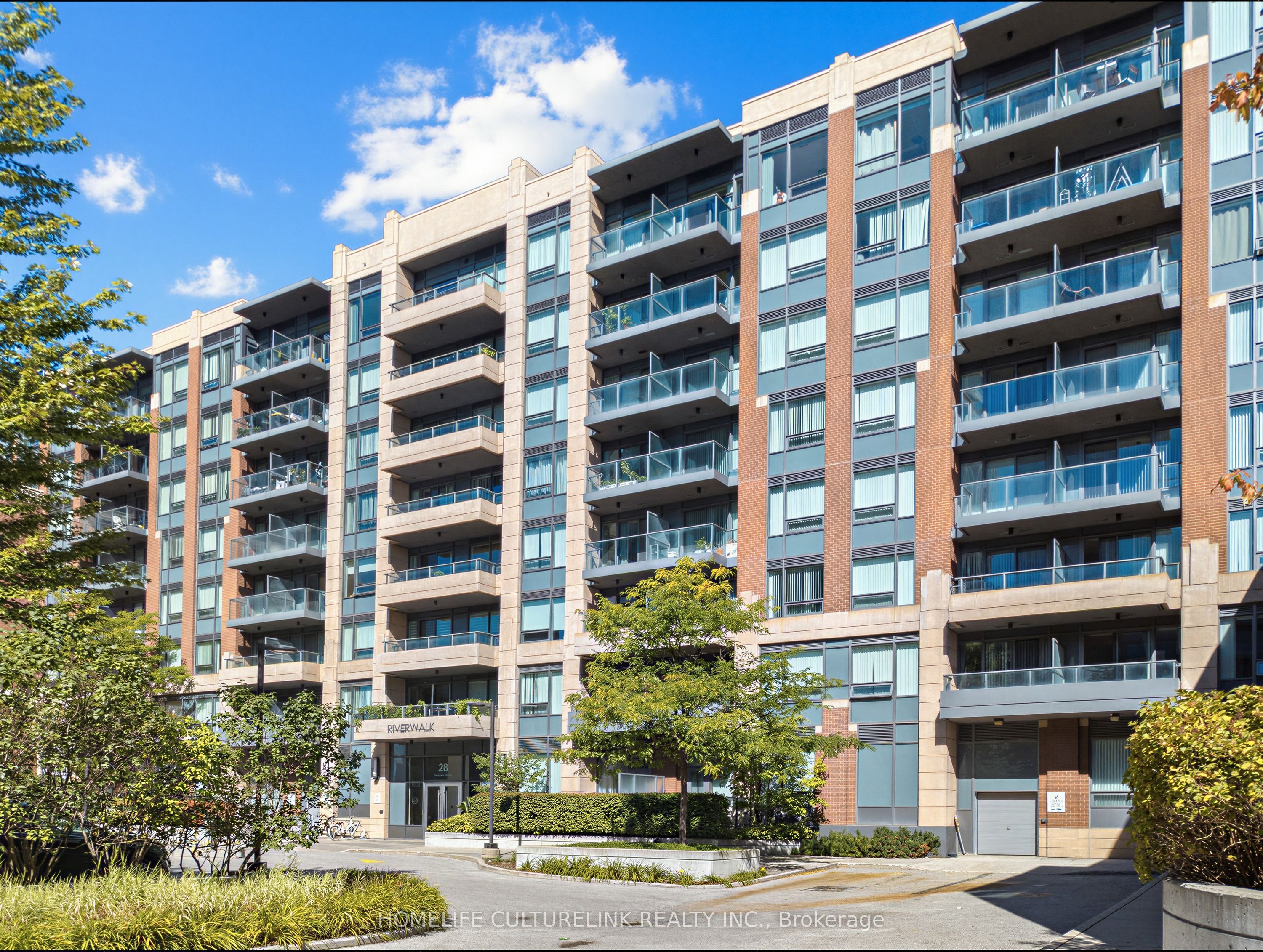 28 Uptown Unit PH22