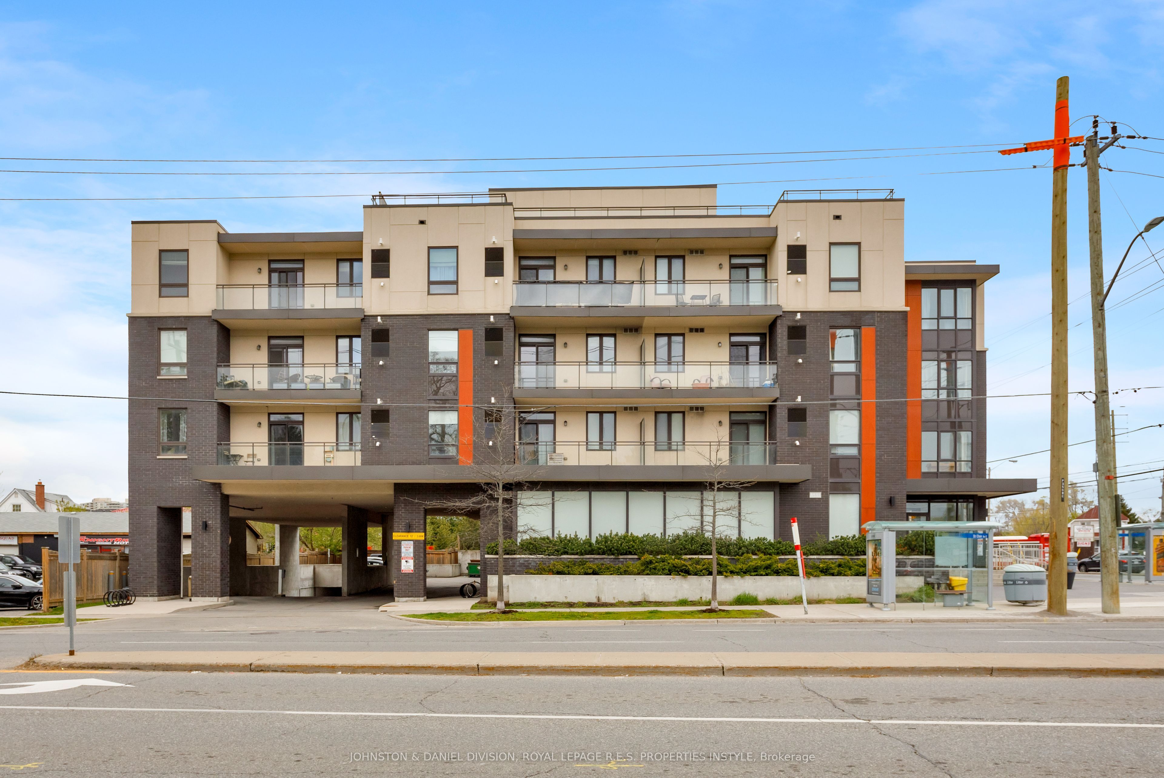 3560 St. Clair Unit 408