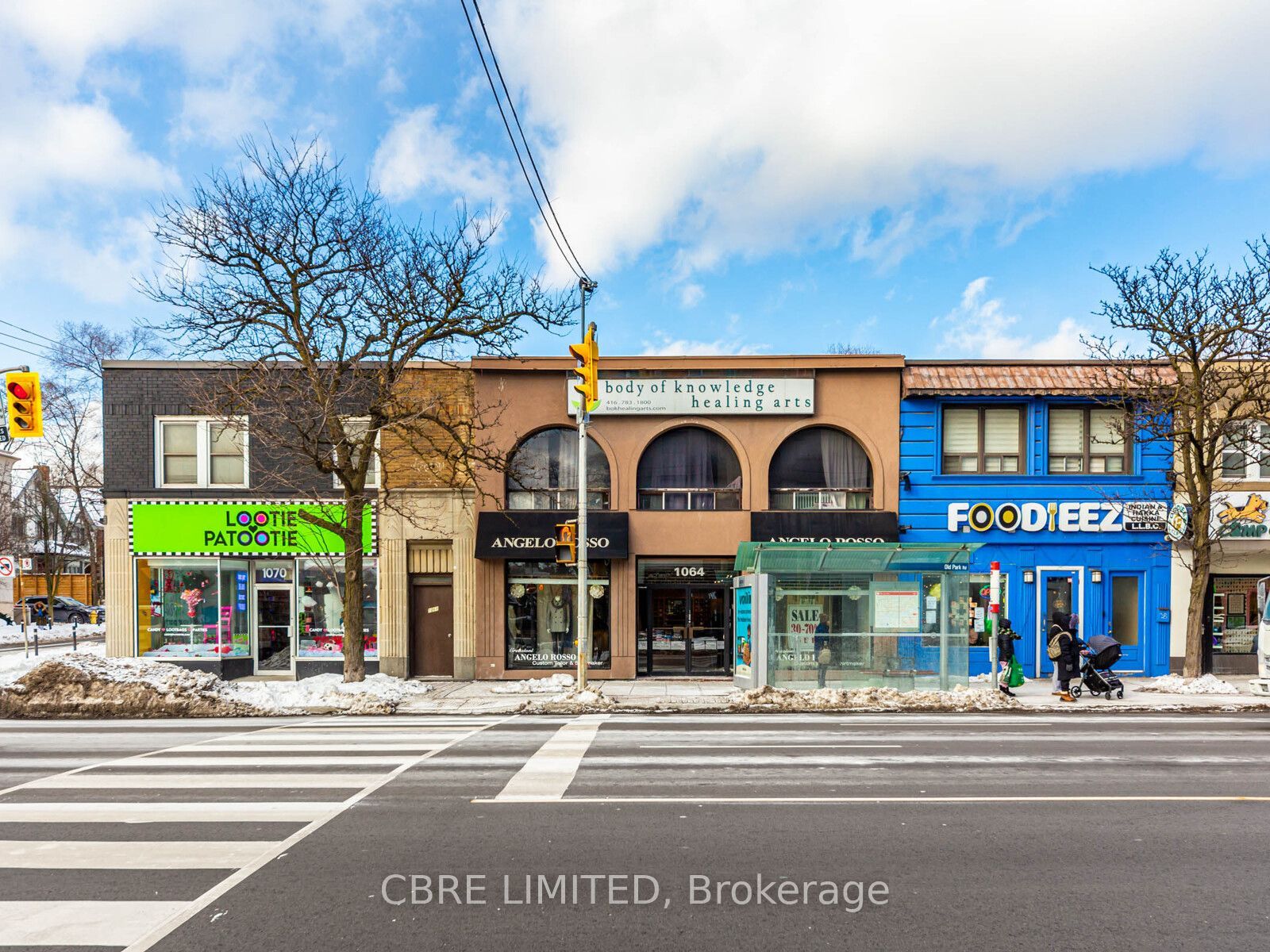 1064 Eglinton