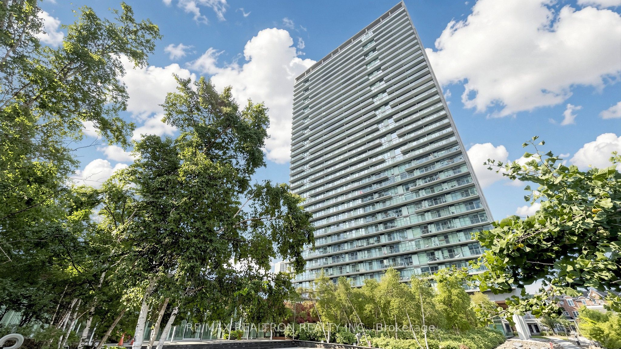 105 The Queensway Unit 3301