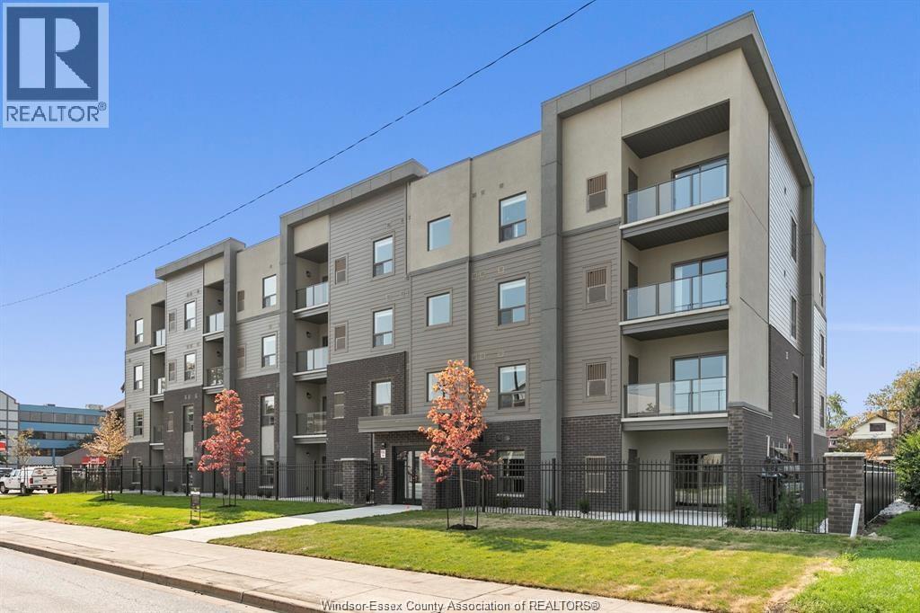 955 OUELLETTE Unit 301