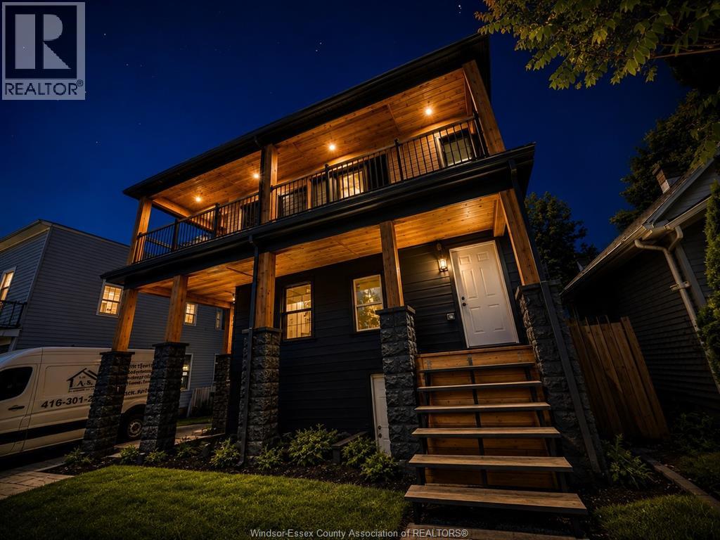 945 WELLINGTON Unit 2