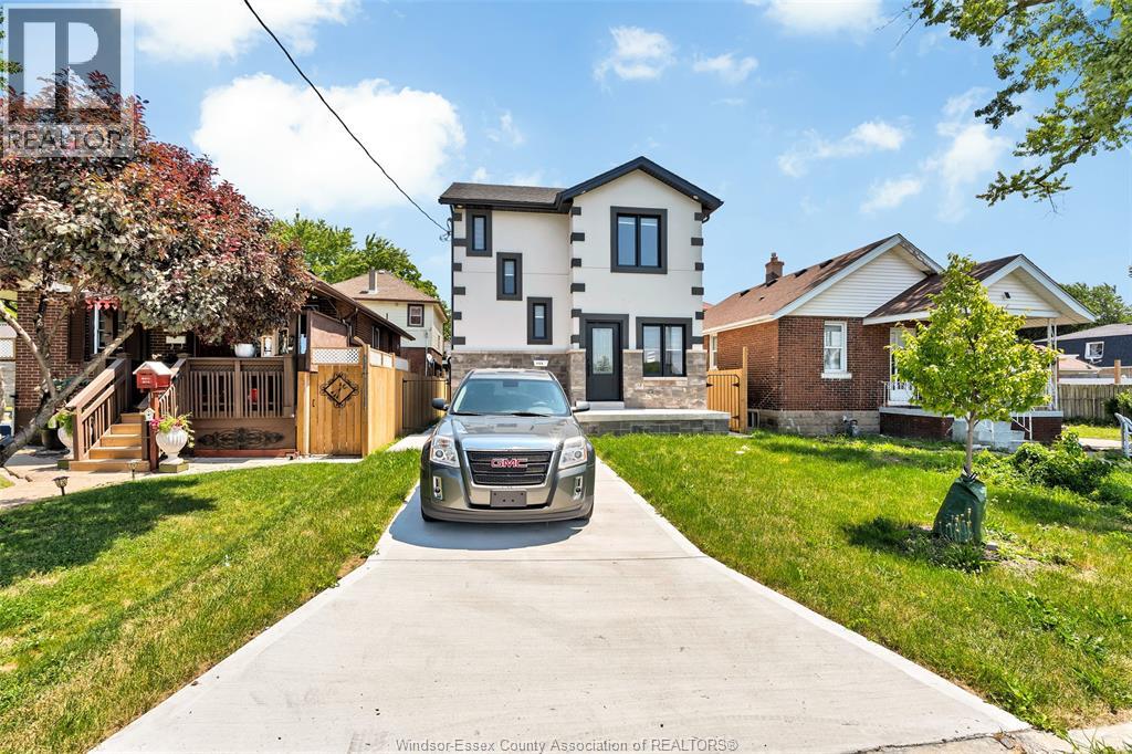 1156 WELLINGTON