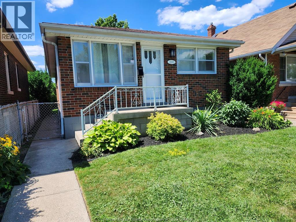 1163 JOSEPHINE