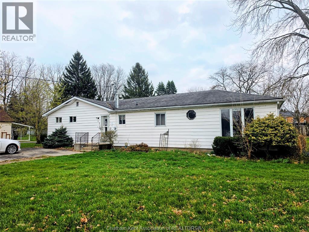 161 WALNUT