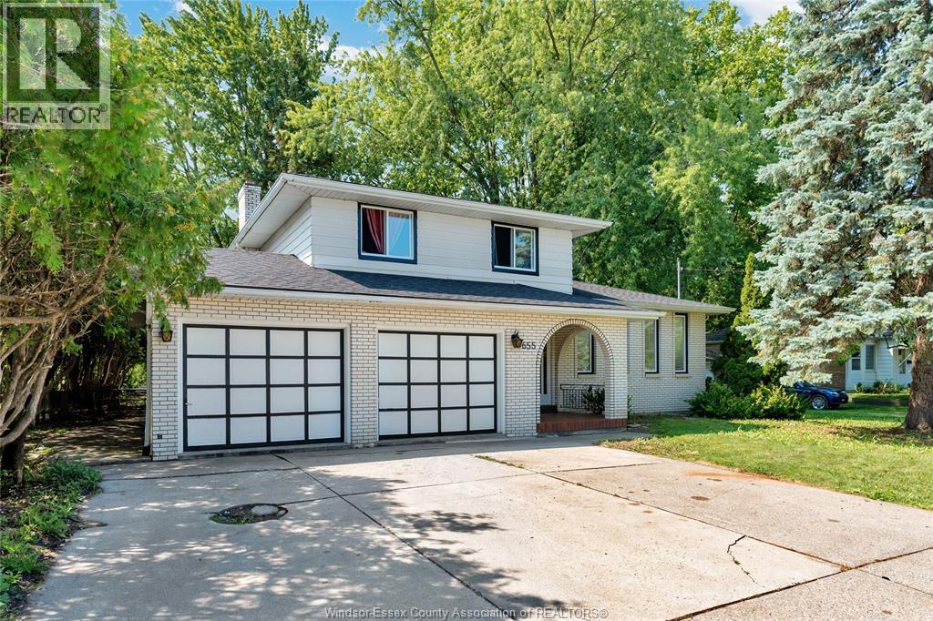 655 ROSELAND