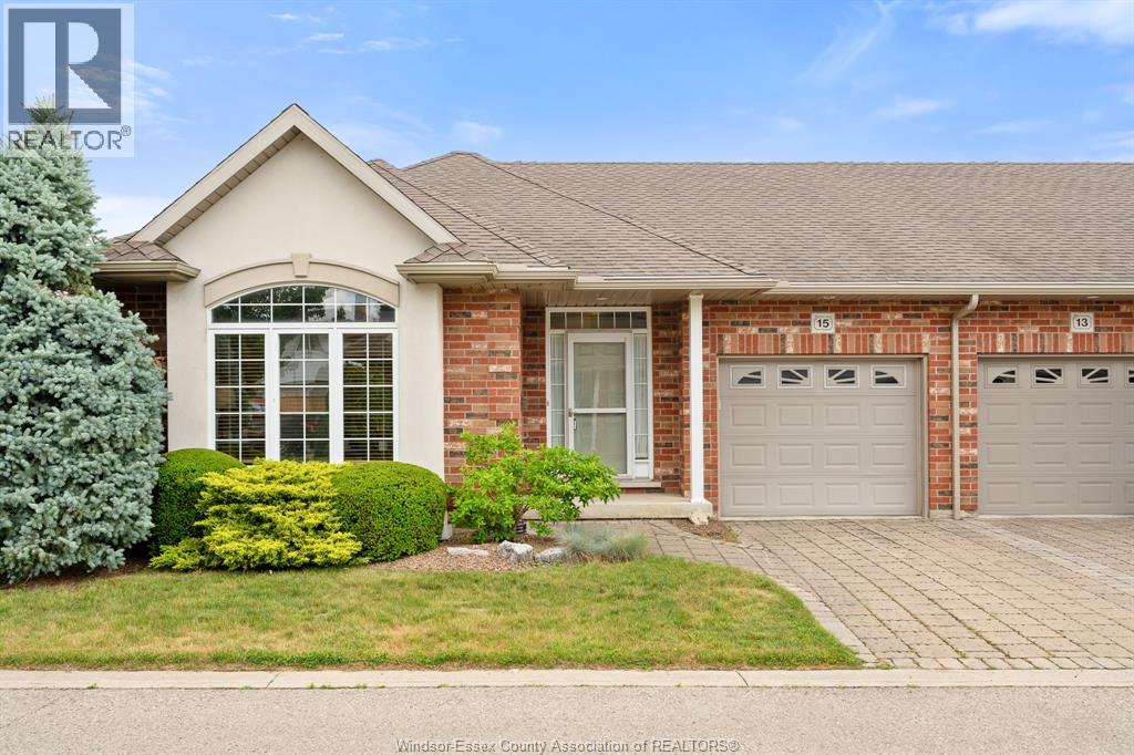 15 Oakgrove