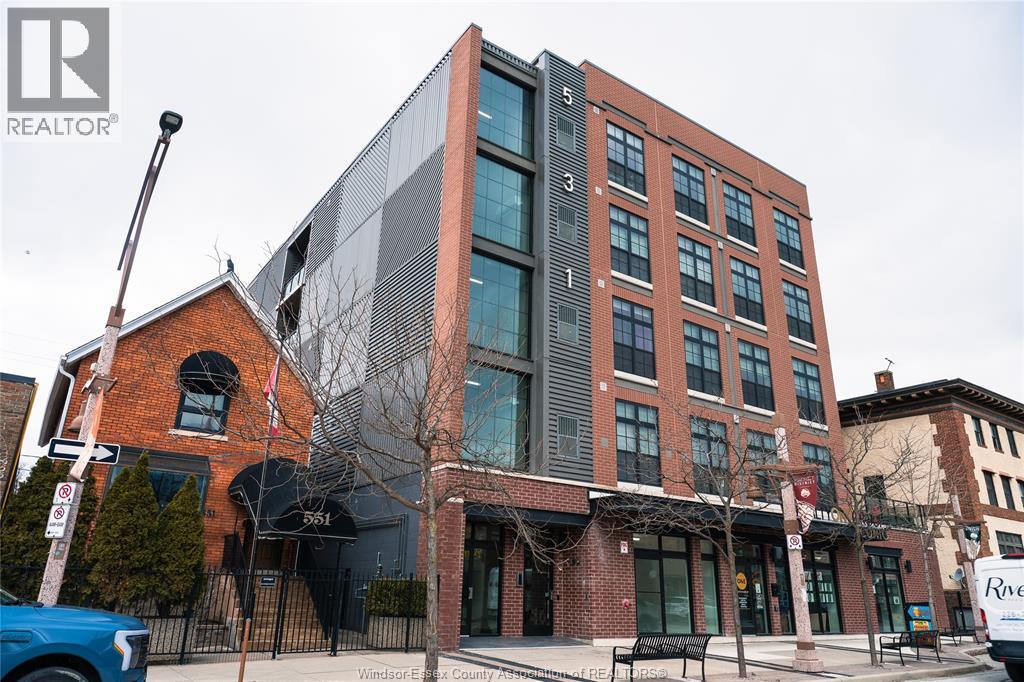531 PELISSIER Unit 102
