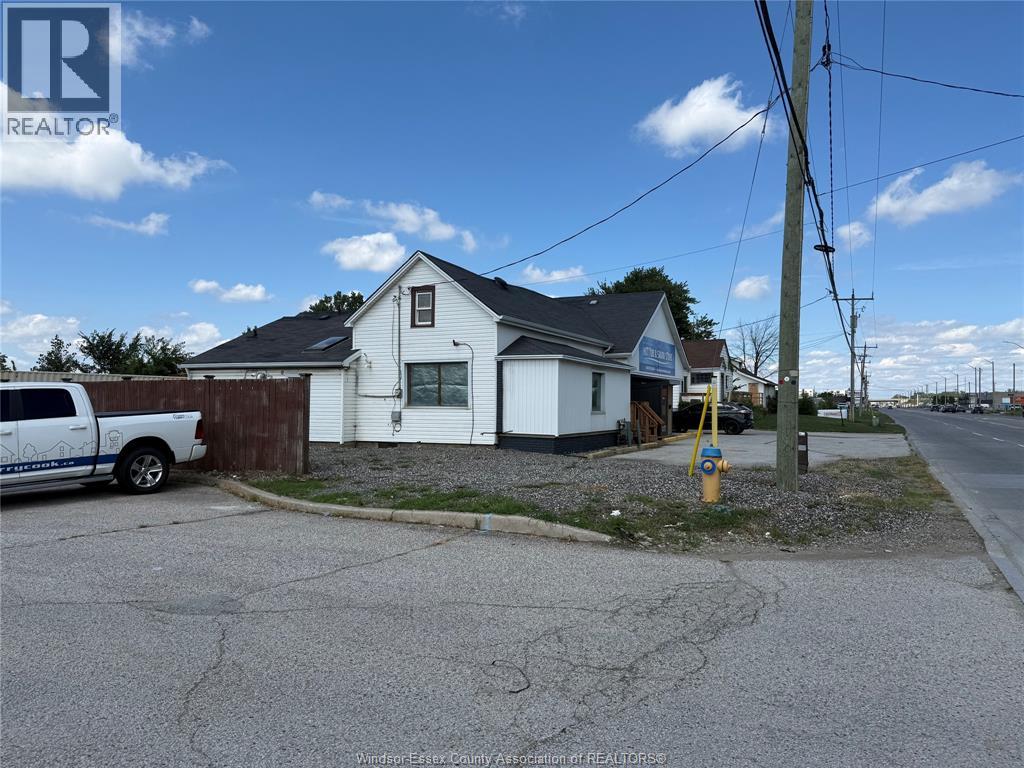 5163 Walker Unit B