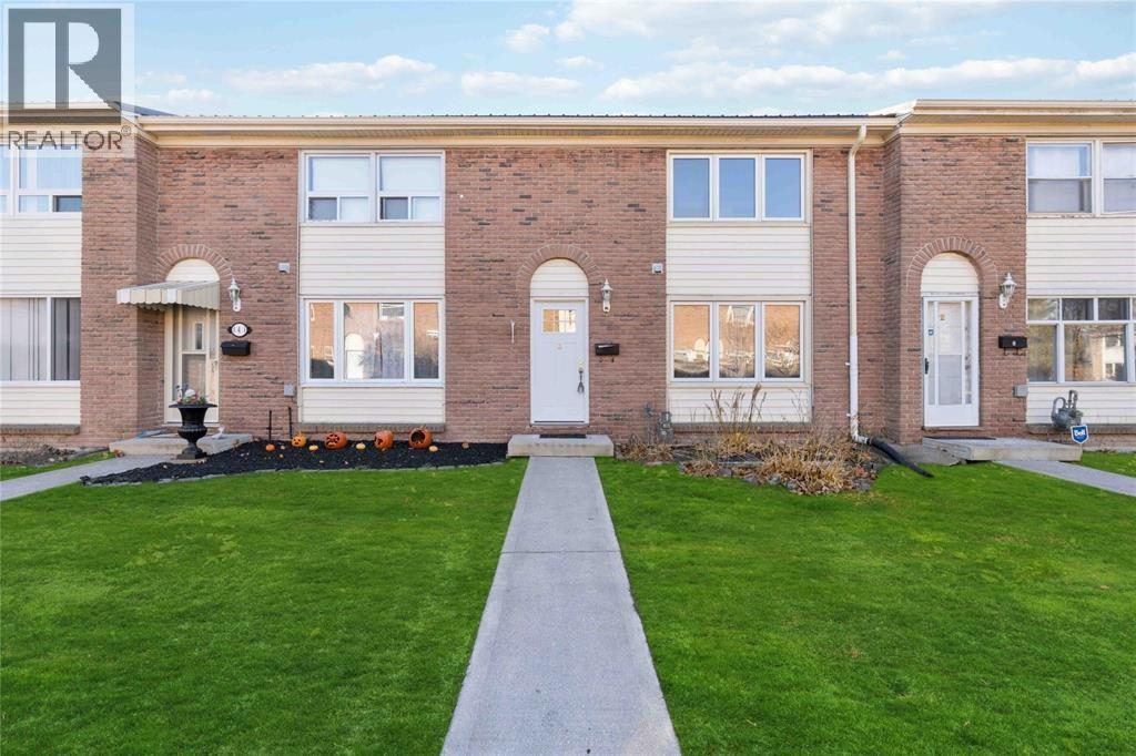 885 Carleton Unit 3