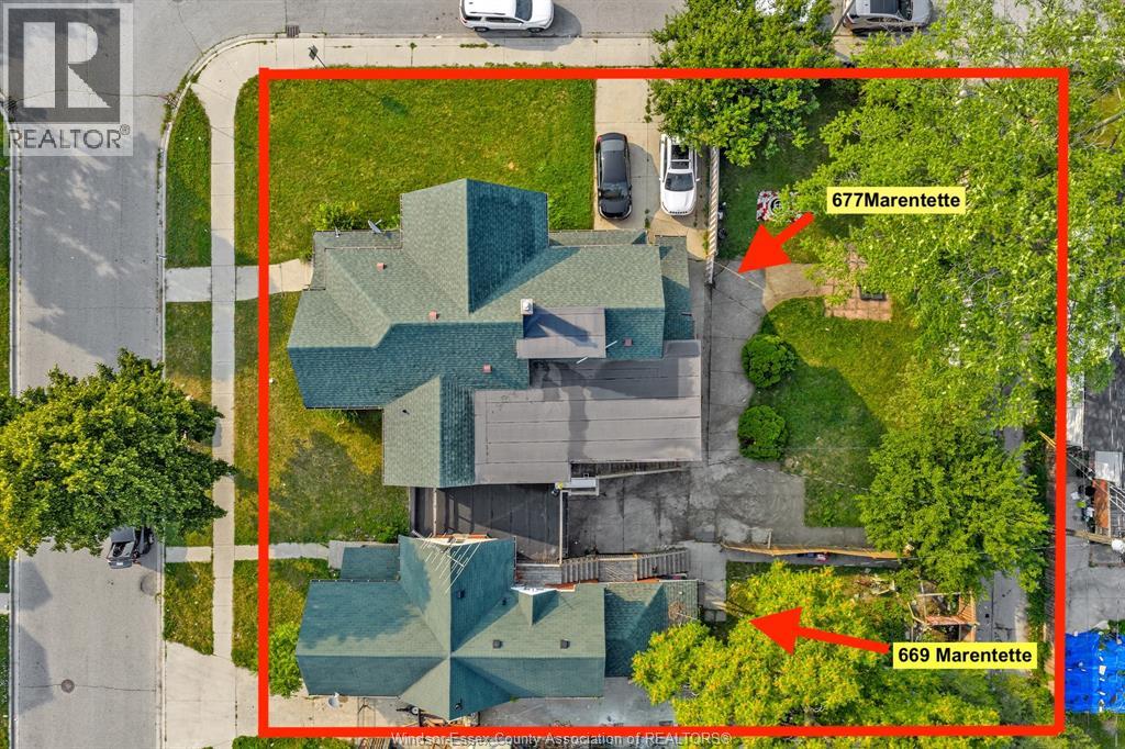677 Marentette Unit Upper photo 2