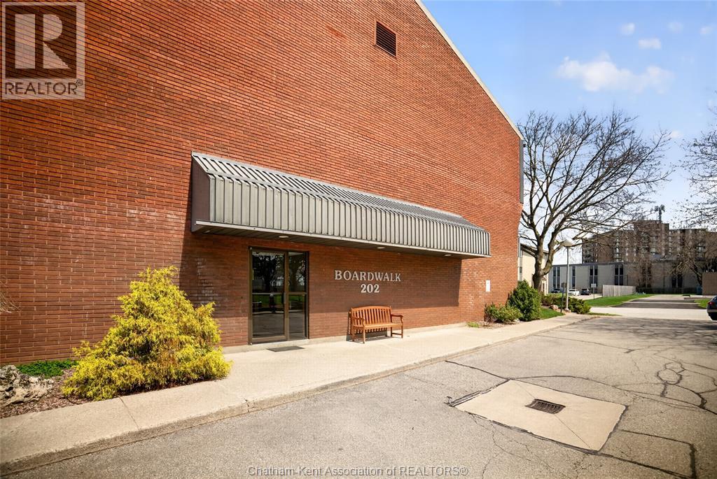 202 CAMPUS Unit 306