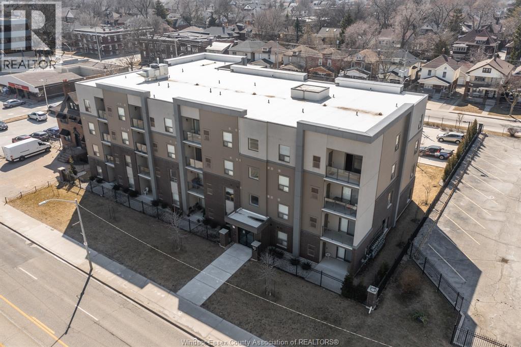955 OUELLETTE Unit 405