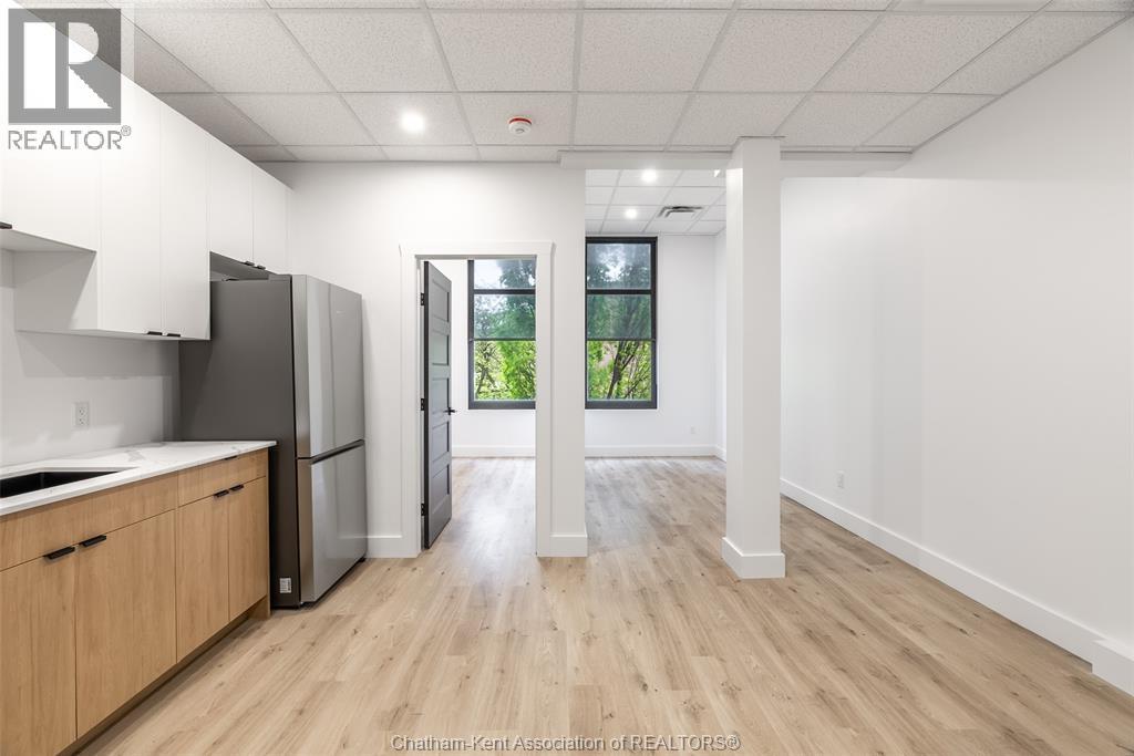 138 King Unit 202