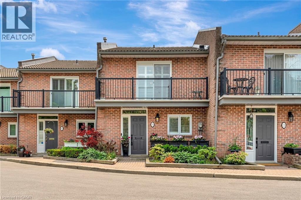 2136 Old Lakeshore Unit 3