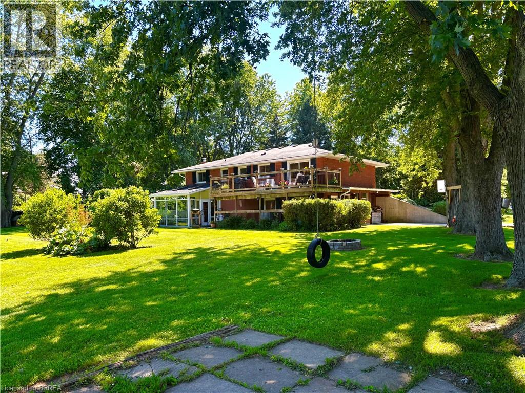 761 LYNDEN