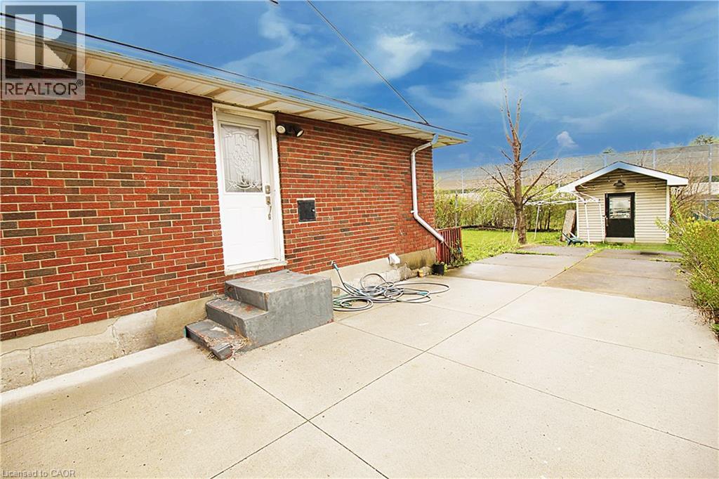 51 GLENGARRY photo 3