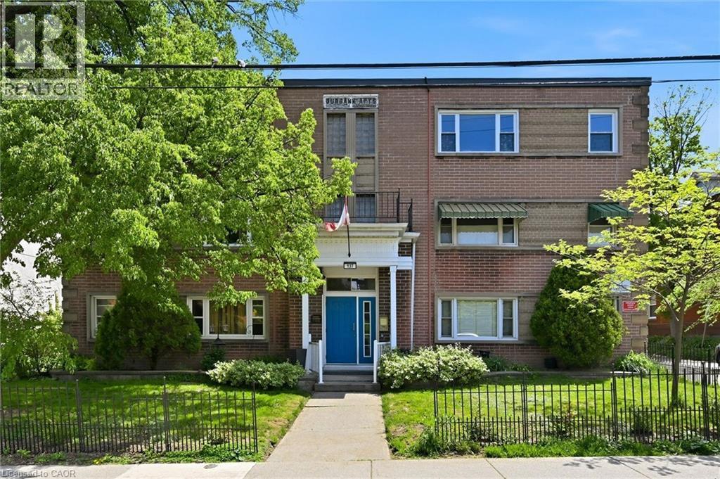 137 EMERALD Unit 28