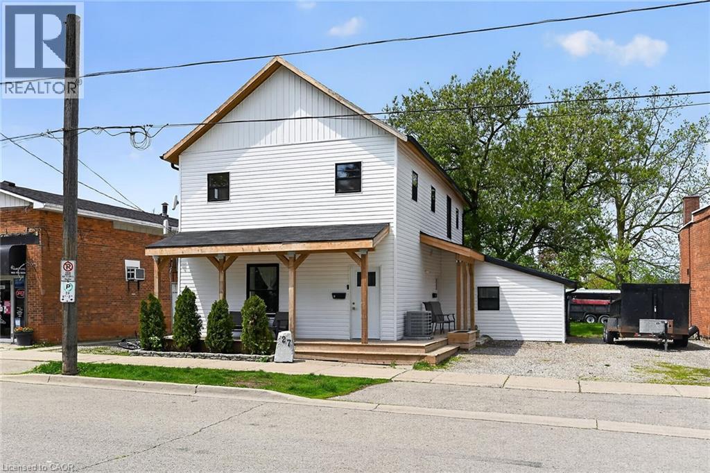 27 CAYUGA