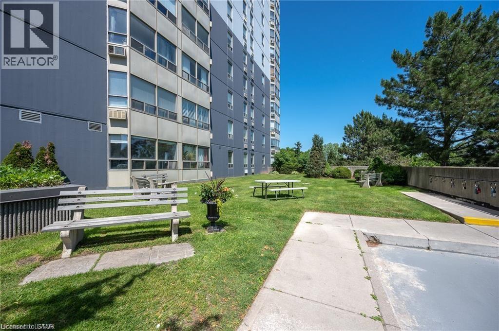 45 POND MILLS Unit 1007