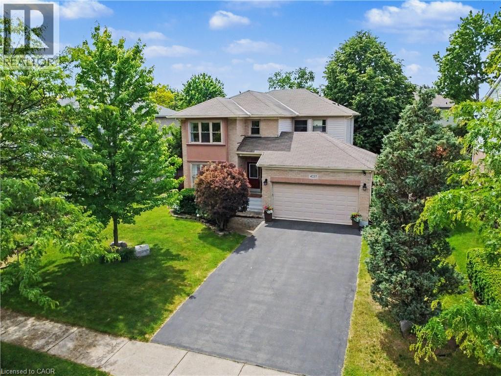 4237 Millcroft Park