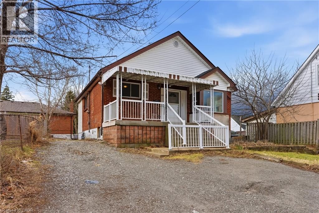 880 LAWRENCE