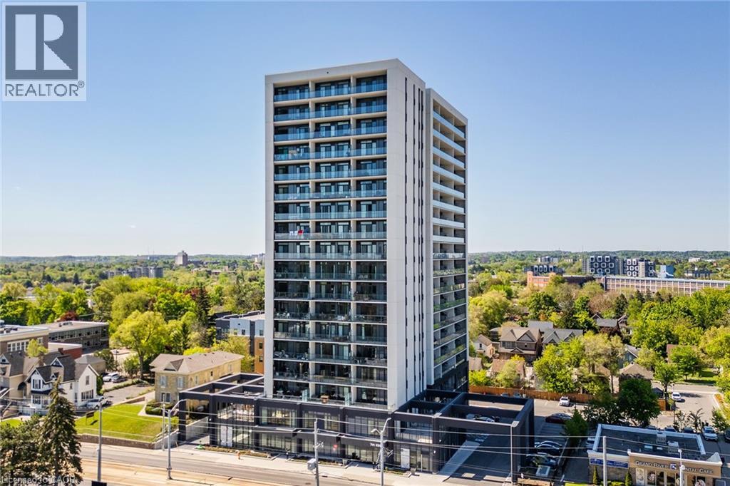 741 King Unit 306