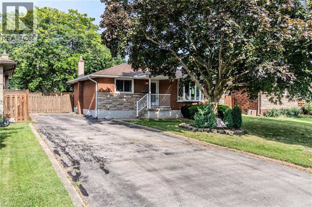 17 WOODSVIEW