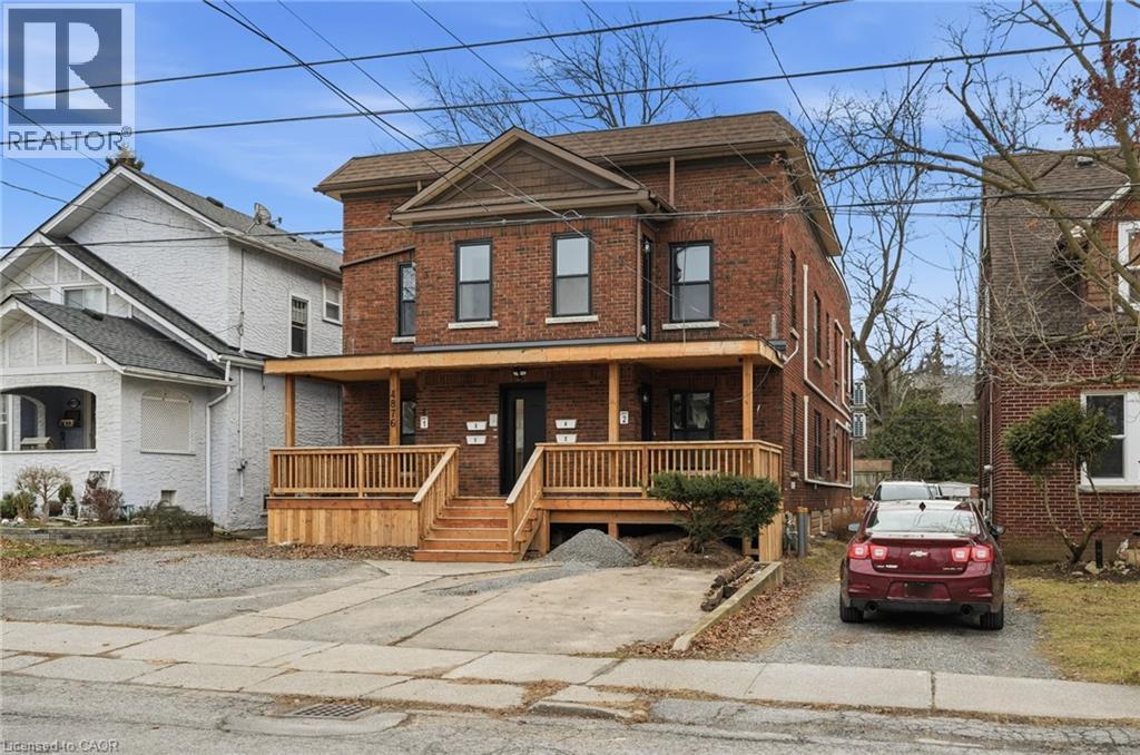 4876 SIMCOE Unit 3