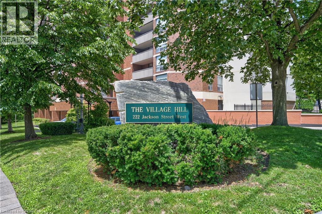 222 JACKSON Unit 1405