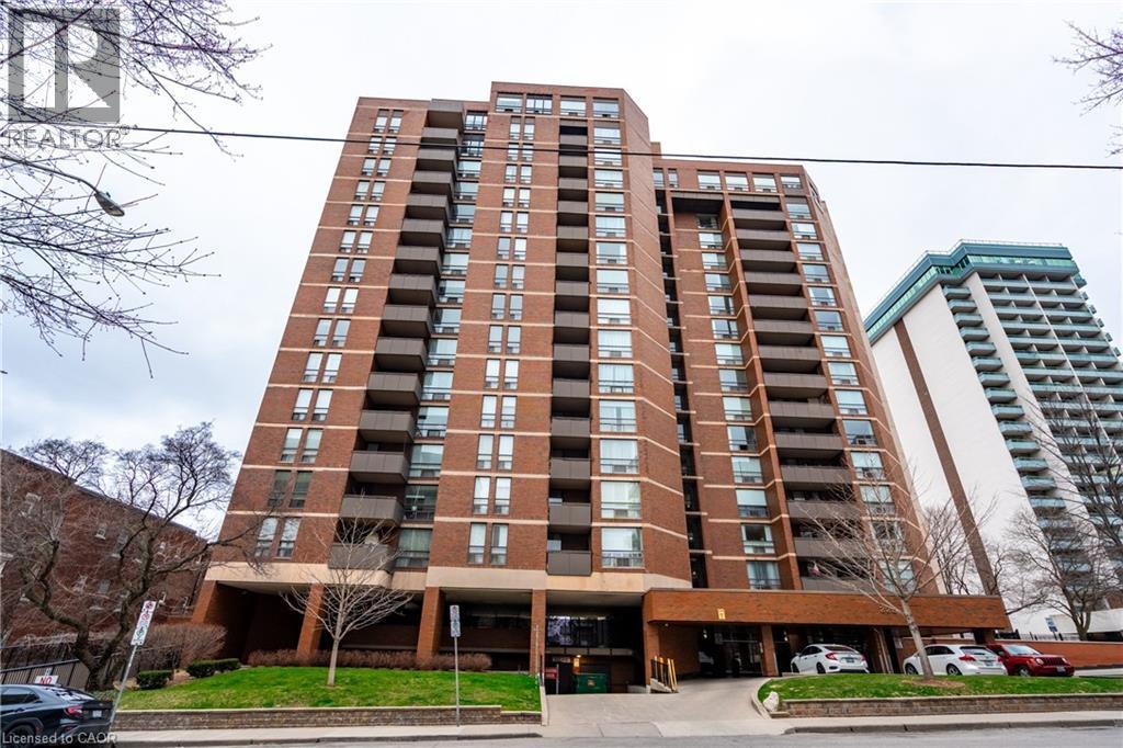 222 JACKSON Unit 305