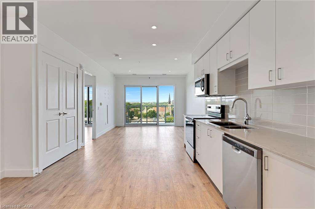 50 GRAND Unit 903
