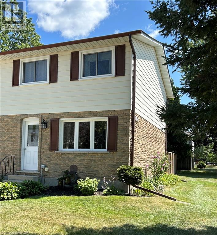 202 RICHARDSON Unit 29