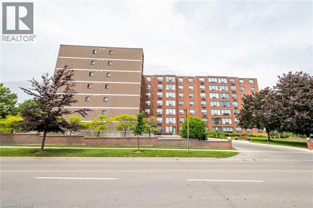 99 DONN Unit 403