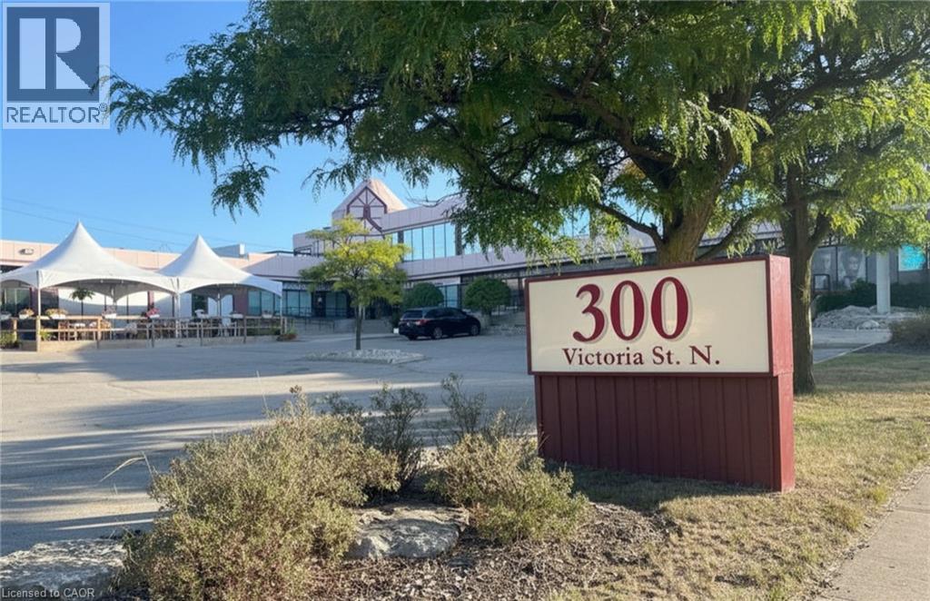 300 VICTORIA Unit 8