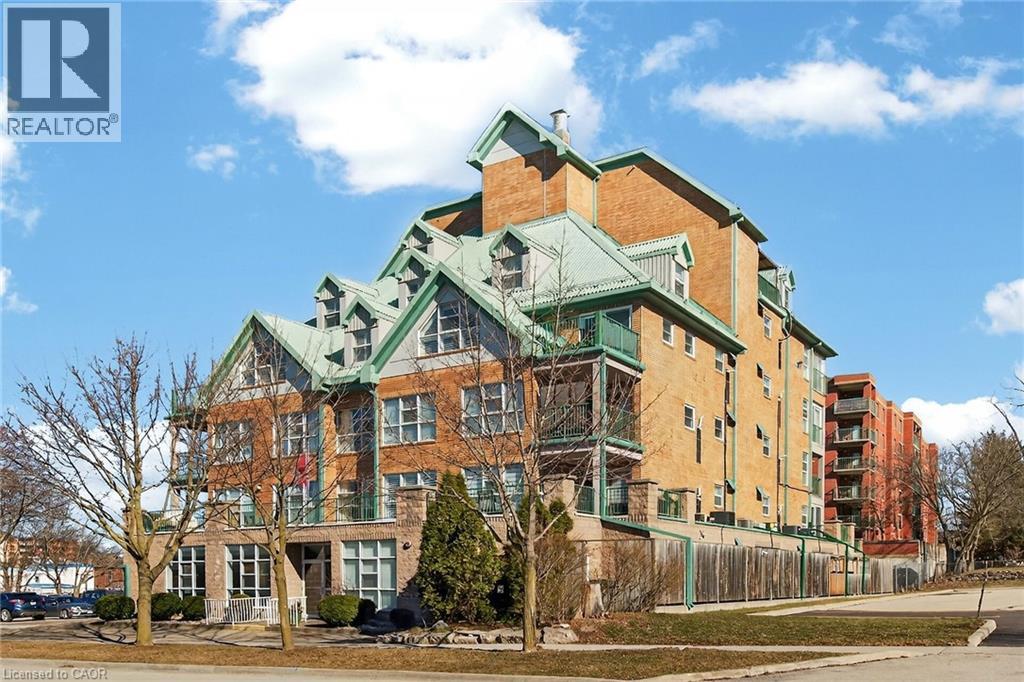 19 LAKE Unit 303