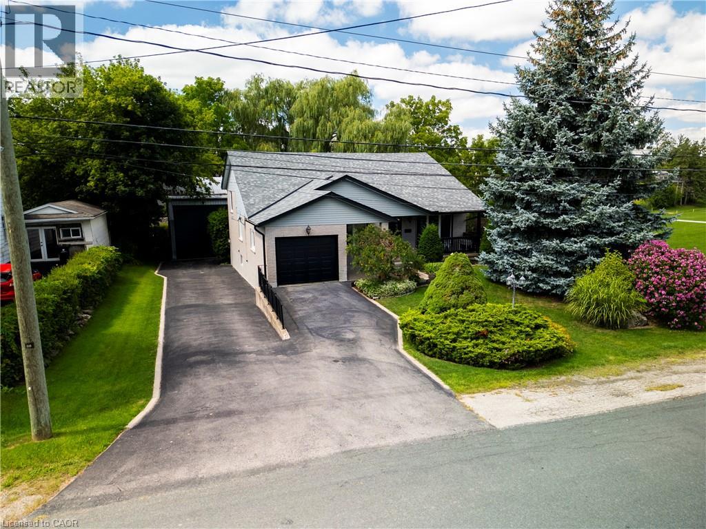 108 QUEENSWAY