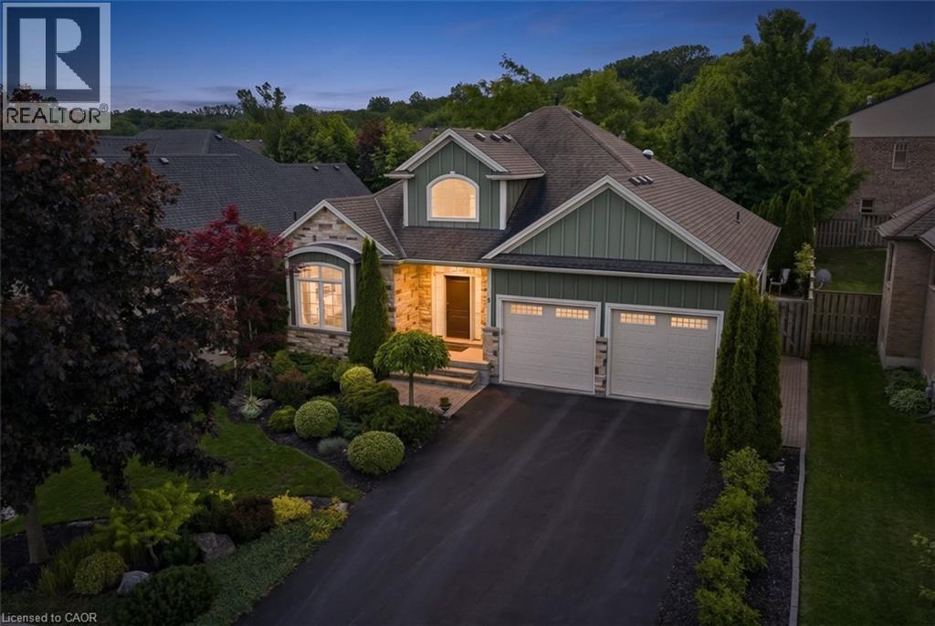 6 CREEKSIDE