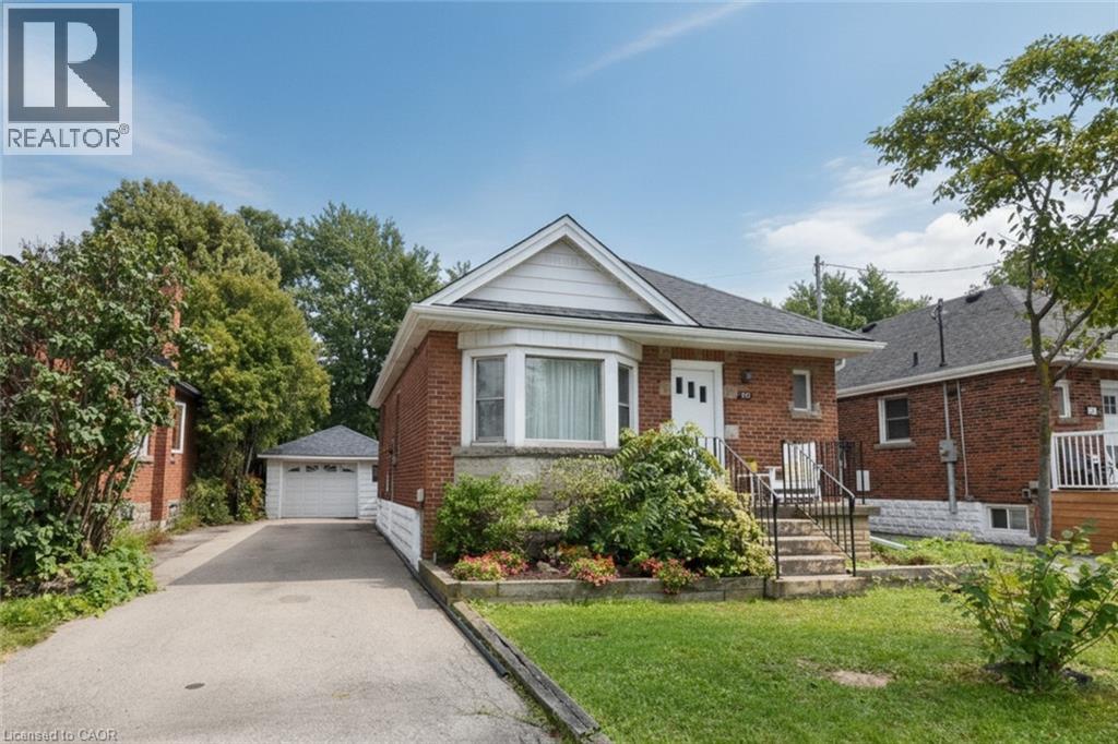 575 UPPER WENTWORTH