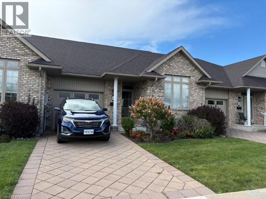 44 LIVINGSTON Unit 11