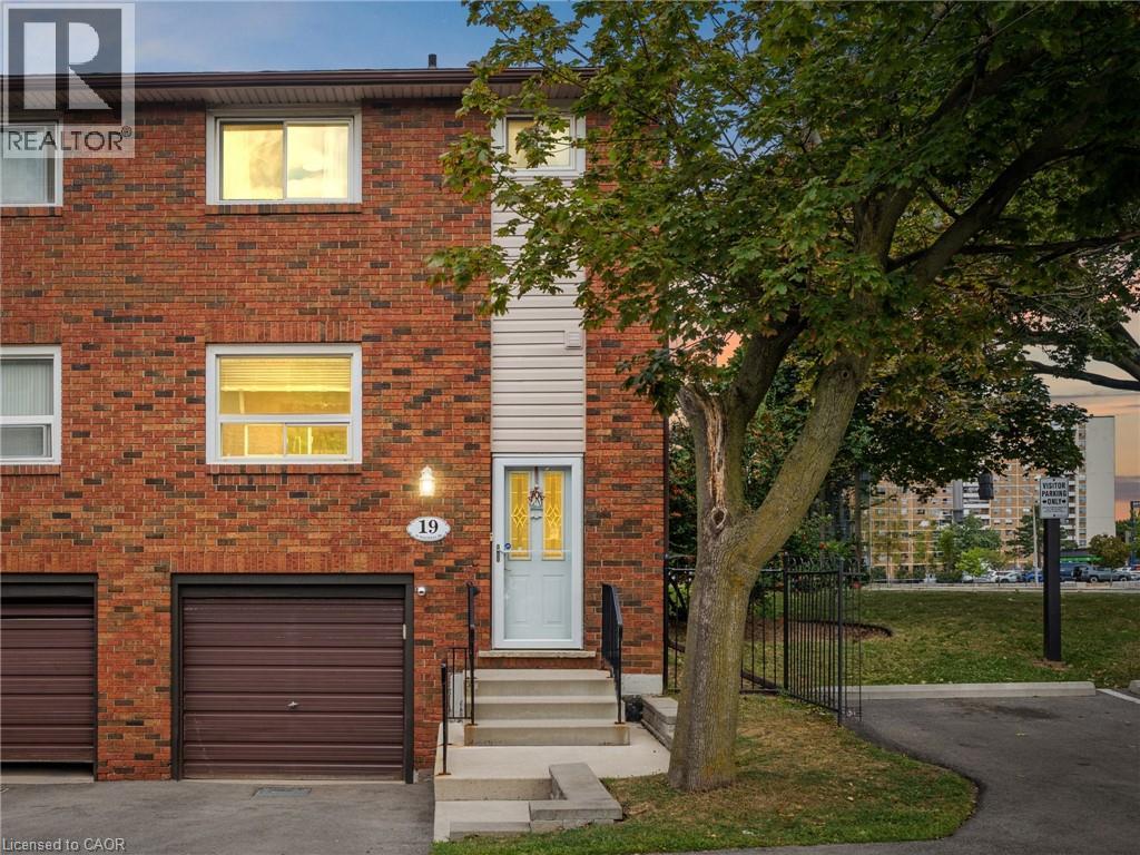 90 MAGNOLIA Unit 19