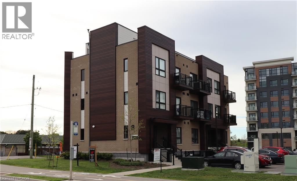 10 PALACE Unit B1
