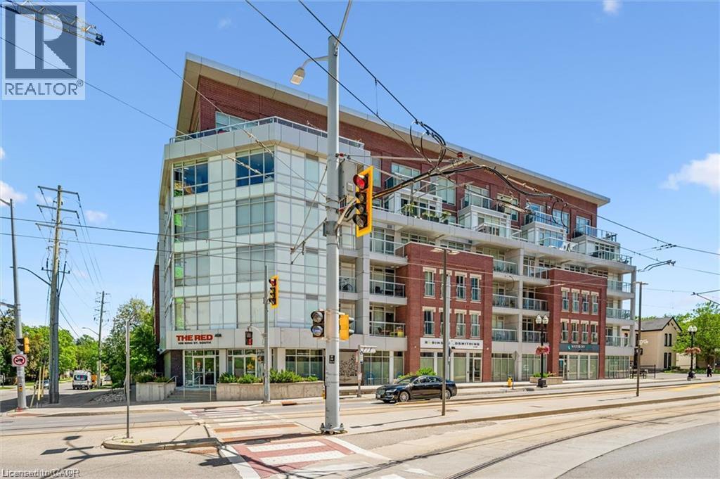 188 KING Unit 304