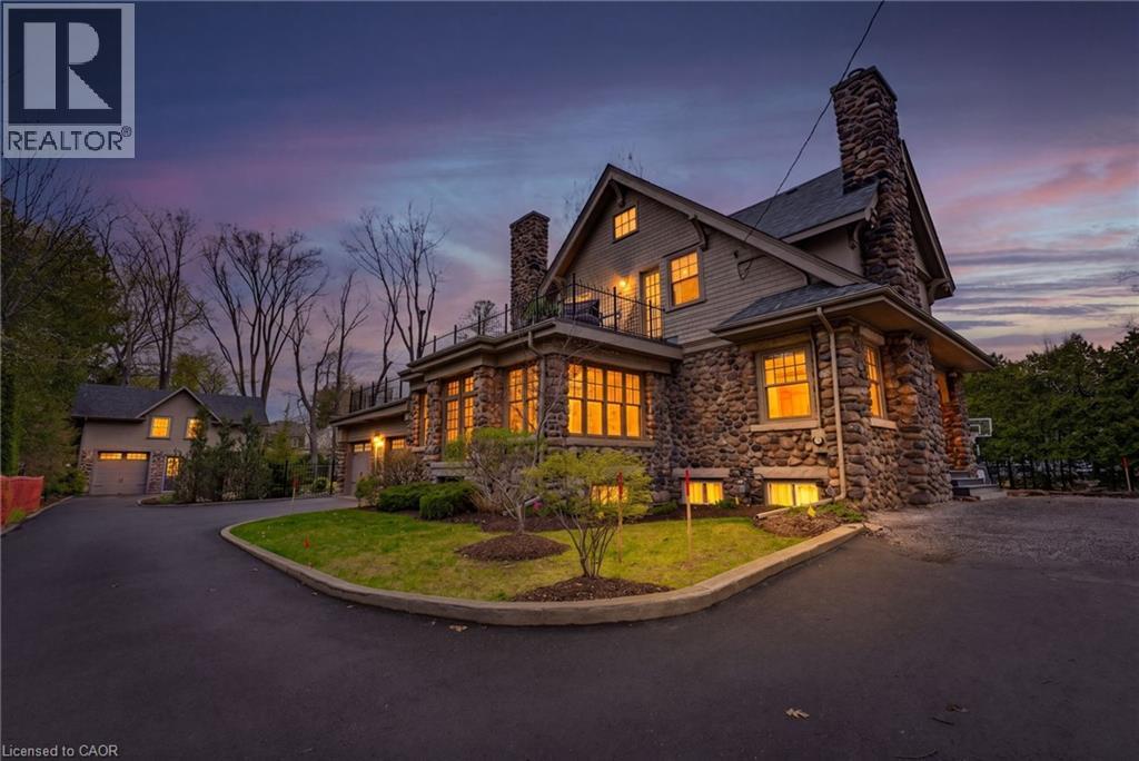 3083 LAKESHORE